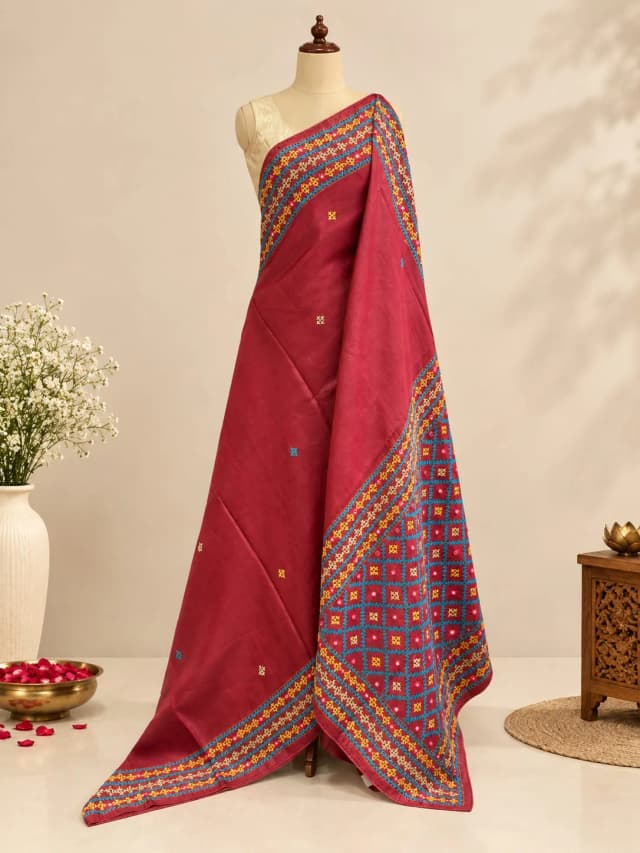 Pure Tussar Saree Kutch work Red Colour AA318662