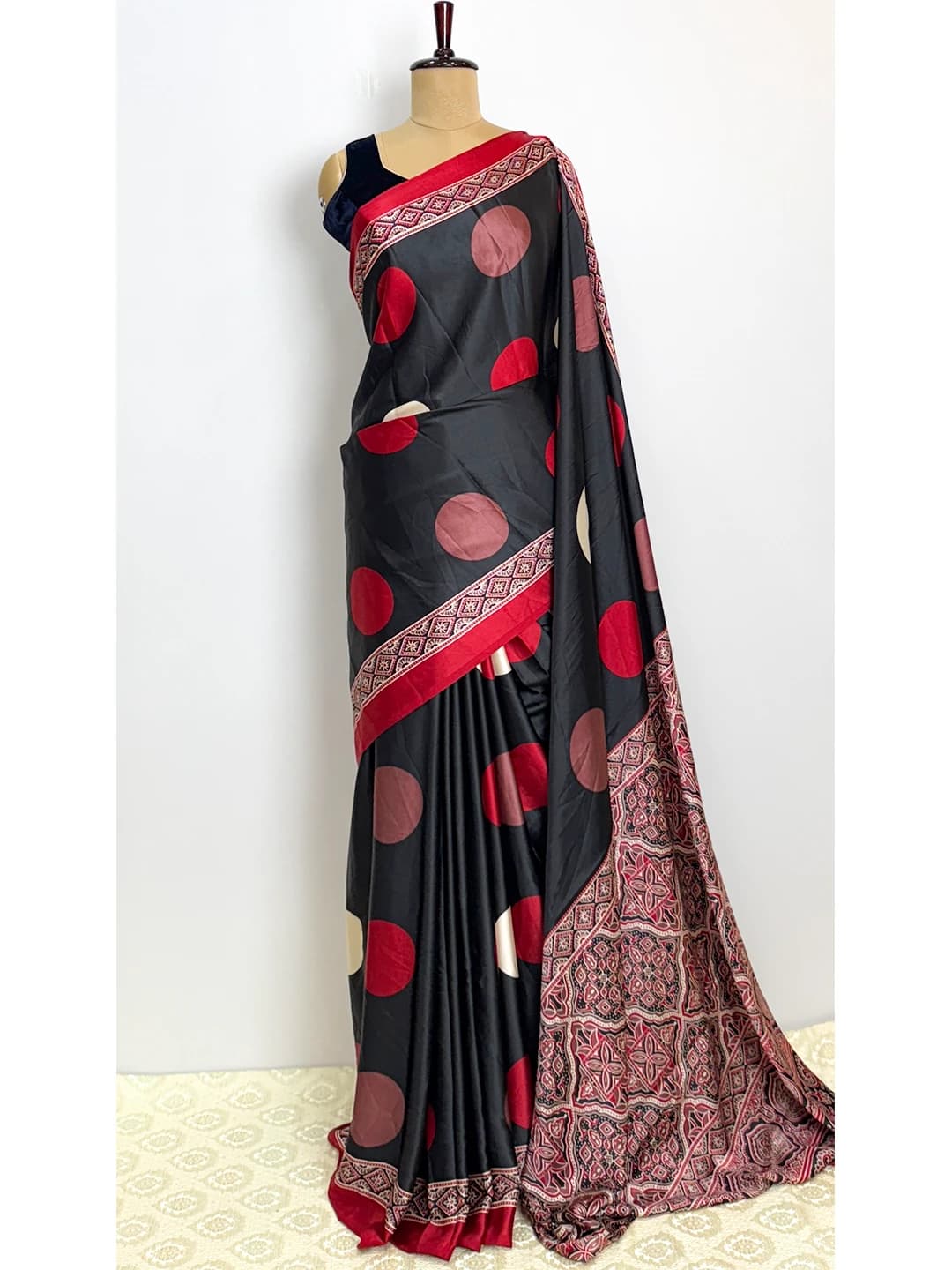 Ajrakh Print Sarees - Black with Red Dots Colour - QS215498
