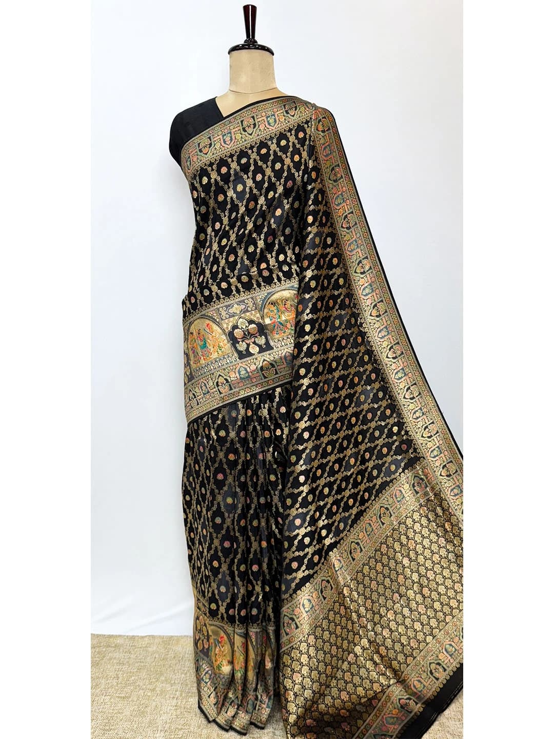Pashmina - Banarasi Saree -Black colour QS208405