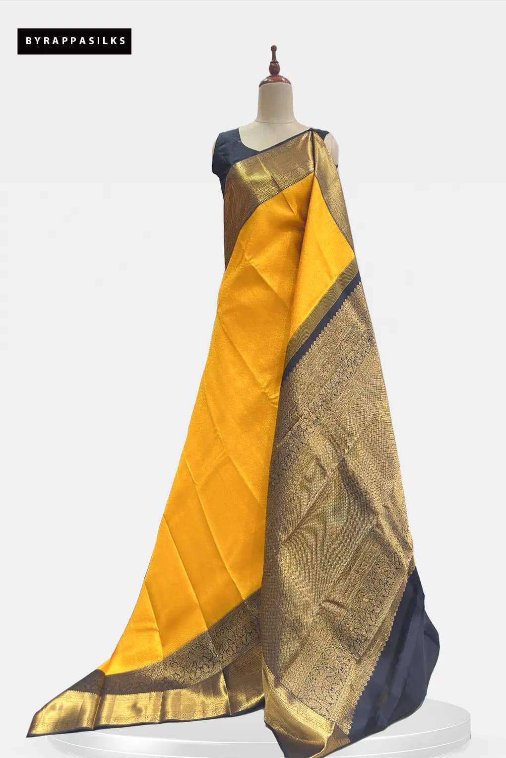Pure kanchipuram Yellow With Antique Gold Border AA208462