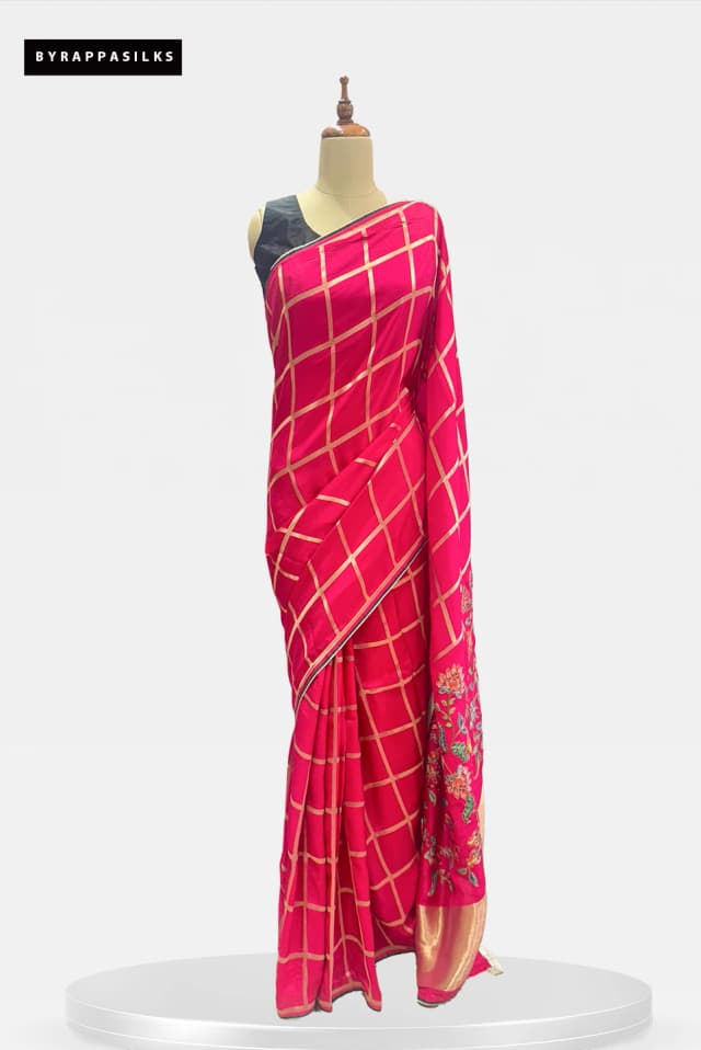 Pink Saree Zari Checks & Floral Border QS297928