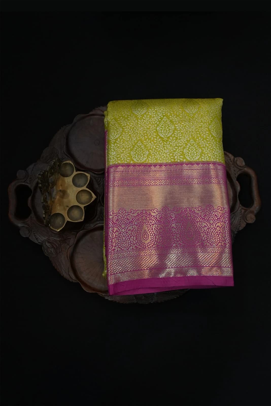 Tissue Brocade Saree - Green With Pink Border QS235648